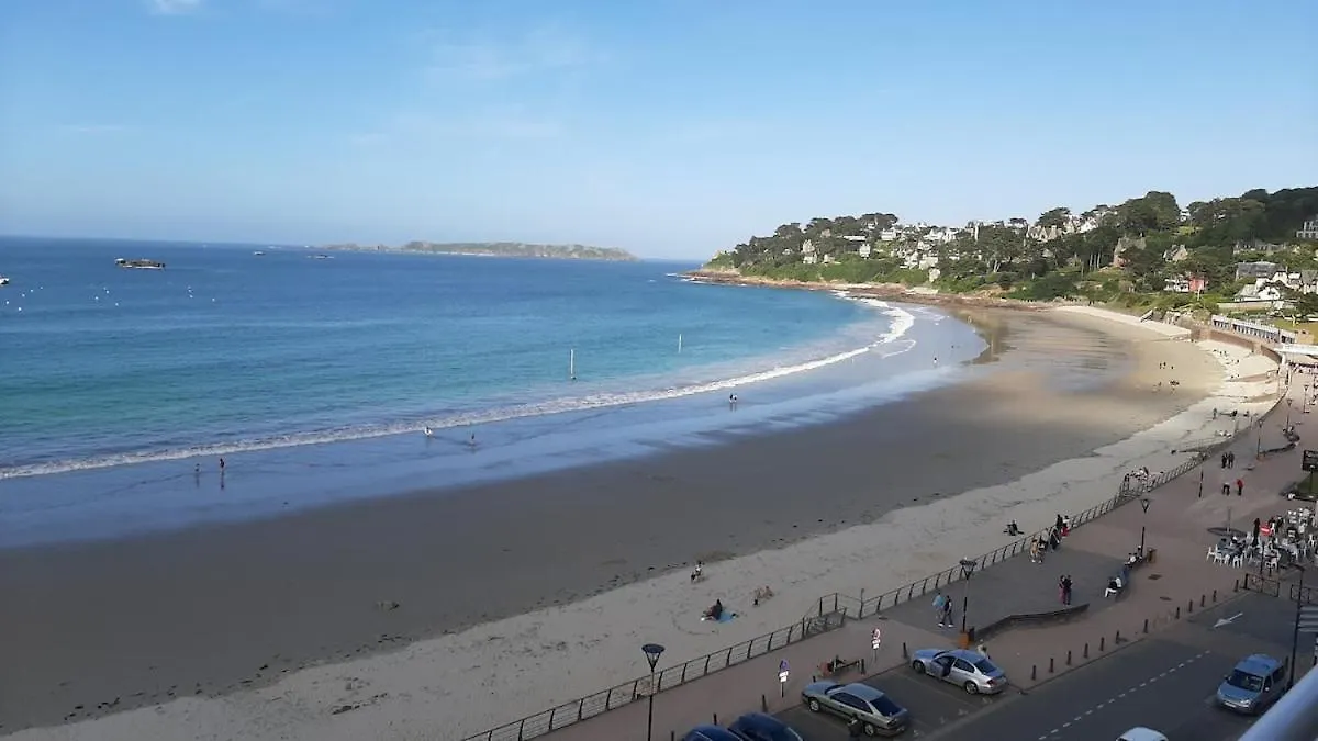 Studio, Trestraou Beach, Perros Guirec